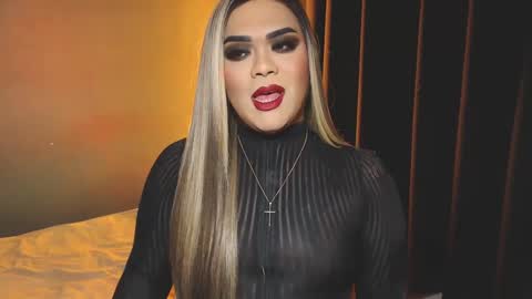 Snapshot of suckablecockoffreya chatting on 12-18-24, 06:14 JADE ELYSE online show from 12-18-24, 06:14