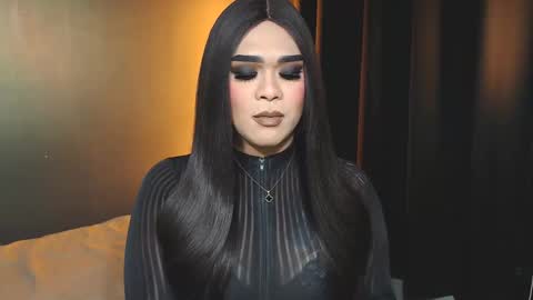 Snapshot of suckablecockoffreya chatting on 01-26-25, 07:21 JADE ELYSE online show from 01-26-25, 07:21