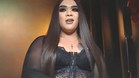 Snapshot of suckablecockoffreya chatting on 02-10-25, 09:25 JADE ELYSE online show from 02-10-25, 09:25