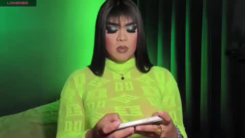 JADE ELYSE online show from 11-10-25, 06:40