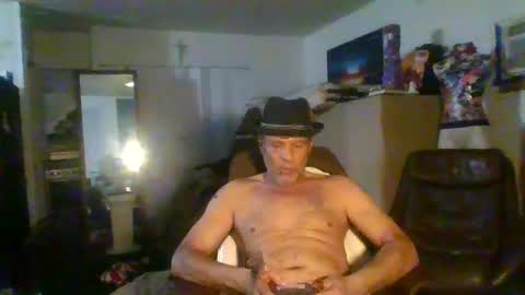 SUCKITU812 online show from 02-05-25, 10:51