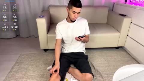 Emmy online show from 12-12-24, 12:33