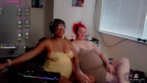 lexi love online show from 09-26-25, 01:20