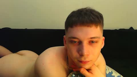 Sugarbutter  online show from 01-10-25, 10:46