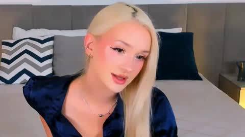 sugarwhisper online show from 09-12-25, 03:34