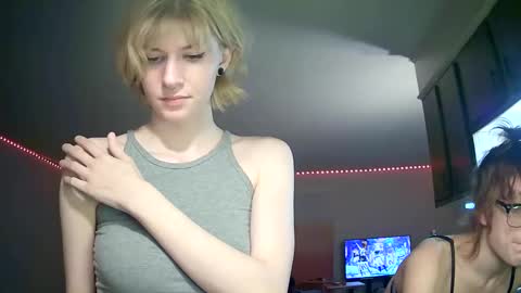 Ophelia online show from 01-20-25, 03:48