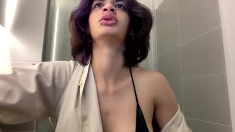 Suku Ren online show from 09-27-25, 03:11