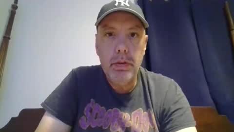 Snapshot of sullydog48 chatting on 10-20-25, 12:11 Sully online show from 10-20-25, 12:11