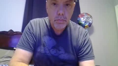 Snapshot of sullydog48 chatting on 10-28-25, 09:28 Sully online show from 10-28-25, 09:28