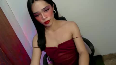sultry_sirenxx online show from 02-03-25, 04:35