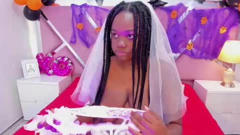 Hot ebony online show from 10-31-25, 08:54