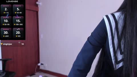 Nicolle  online show from 12-03-24, 03:22