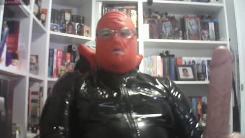 Sumisolatex online show from 12-19-25, 11:28