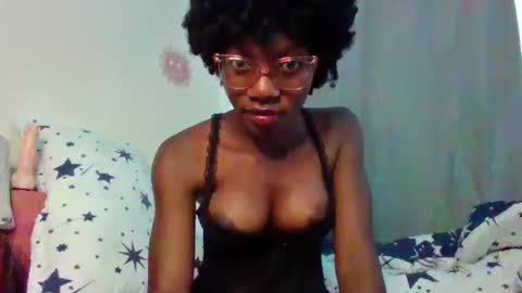 Snapshot of summerbuddy chatting on 12-06-24, 05:09 summerbuddy online show from 12-06-24, 05:09