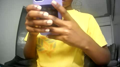 Snapshot of summerbuddy chatting on 10-01-25, 07:20 summerbuddy online show from 10-01-25, 07:20