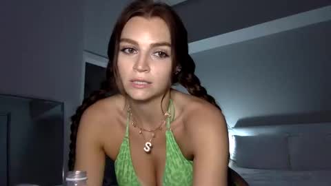 Snapshot of summergracexxx chatting on 09-14-25, 04:33 Summer online show from 09-14-25, 04:33