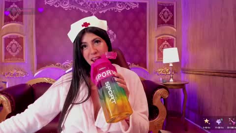 Snapshot of summerssangel chatting on 01-29-25, 09:23       -  - online show from 01-29-25, 09:23