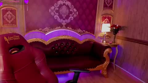 Snapshot of summerssangel chatting on 02-19-25, 09:39       -  - online show from 02-19-25, 09:39