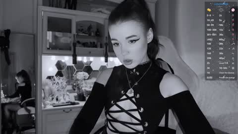 Miss Nelly online show from 12-25-24, 11:10