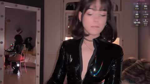 Miss Nelly online show from 09-09-25, 09:36