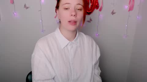 Snapshot of sun_lovely chatting on 02-15-26, 03:14 Alexi online show from 02-15-26, 03:14