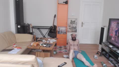 Snapshot of sunbeatshower chatting on 09-30-25, 02:44 sunbeatshower online show from 09-30-25, 02:44