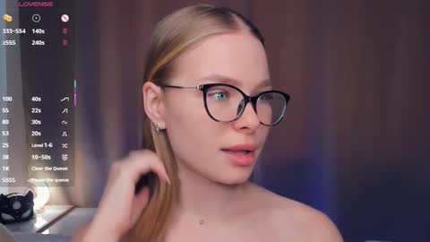 Snapshot of sunday_morn1ng chatting on 02-13-26, 07:15 Jenny online show from 02-13-26, 07:15