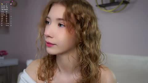 Lily online show from 09-21-25, 01:57