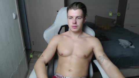 Alice and Sergey online show from 01-31-25, 02:39