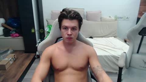 Snapshot of sunny1girl chatting on 11-06-25, 07:09 Alice and Sergey online show from 11-06-25, 07:09