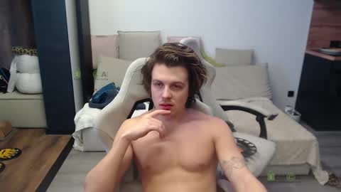 Snapshot of sunny1girl chatting on 02-27-26, 07:30 Alice and Sergey online show from 02-27-26, 07:30