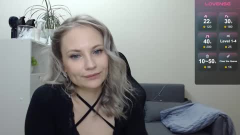 Naomi online show from 01-11-25, 03:23