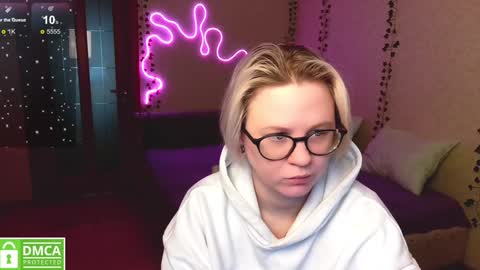 Snapshot of sunny_mood chatting on 01-15-25, 07:05 sunny mood online show from 01-15-25, 07:05