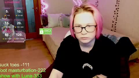 Snapshot of sunny_mood chatting on 02-16-25, 06:10 sunny mood online show from 02-16-25, 06:10