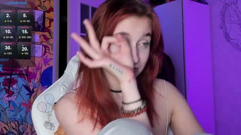 Snapshot of sunny_mouse chatting on 12-20-24, 08:34 Sunny online show from 12-20-24, 08:34