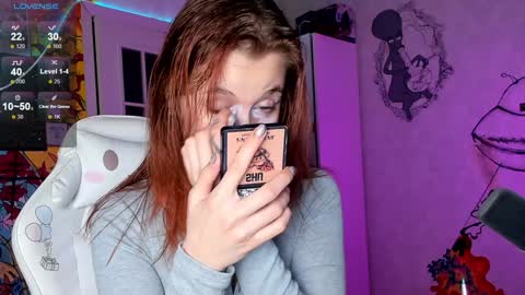 Snapshot of sunny_mouse chatting on 01-16-25, 05:55 Sunny online show from 01-16-25, 05:55