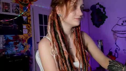 Snapshot of sunny_mouse chatting on 10-06-25, 04:15 Sunny online show from 10-06-25, 04:15