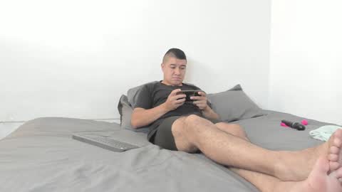 Christian Vanessa online show from 12-21-24, 04:57