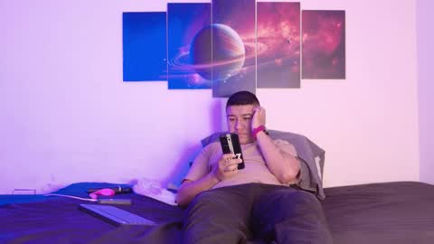 Christian Vanessa online show from 12-17-25, 06:36