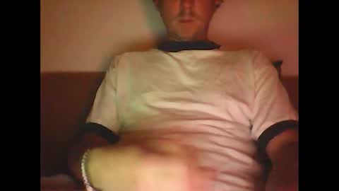 Snapshot of sunnygun0 chatting on 10-03-25, 05:32 sunnygun0 online show from 10-03-25, 05:32