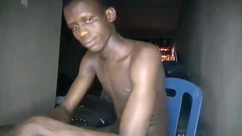 Sunnyblack2 online show from 03-05-25, 10:44