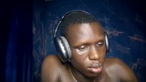 Sunnyblack2 online show from 04-16-26, 10:23