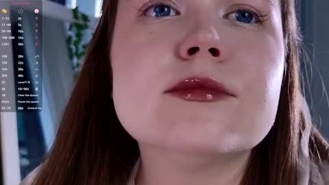 Snapshot of sunnyrisha chatting on 09-30-25, 05:23 Risha online show from 09-30-25, 05:23