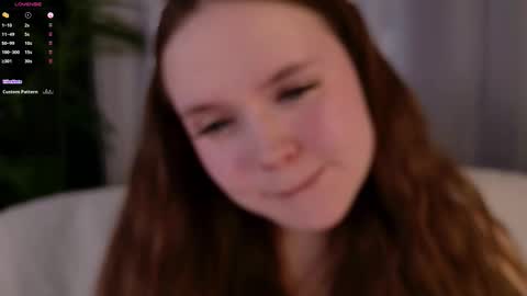 Snapshot of sunnyrisha chatting on 10-30-25, 05:20 Risha online show from 10-30-25, 05:20