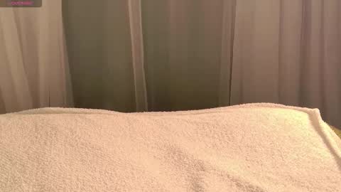 Snapshot of sunnyrisha chatting on 10-31-25, 05:19 Risha online show from 10-31-25, 05:19