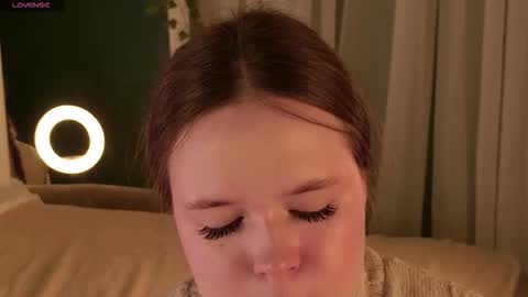 Snapshot of sunnyrisha chatting on 11-21-25, 05:06 Risha online show from 11-21-25, 05:06