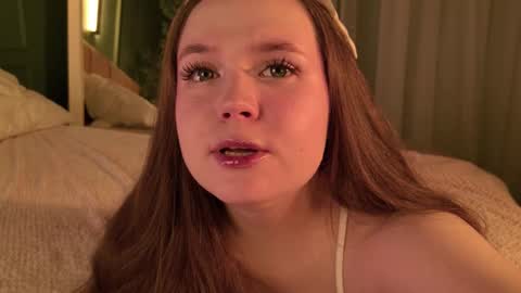 Snapshot of sunnyrisha chatting on 11-30-25, 05:33 Risha online show from 11-30-25, 05:33