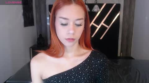 Susana   Mejia online show from 12-18-25, 10:54