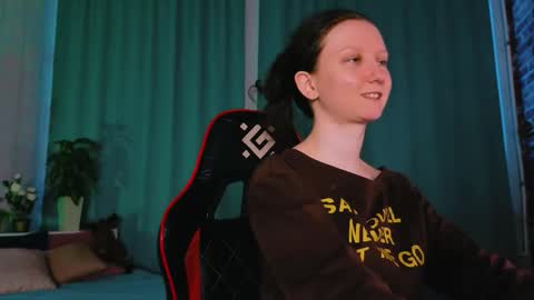 Snapshot of sunshine_blaze chatting on 02-22-26, 05:51 Alice online show from 02-22-26, 05:51