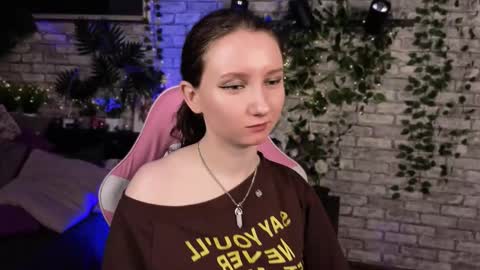 Snapshot of sunshine_blaze chatting on 02-28-26, 03:02 Alice online show from 02-28-26, 03:02